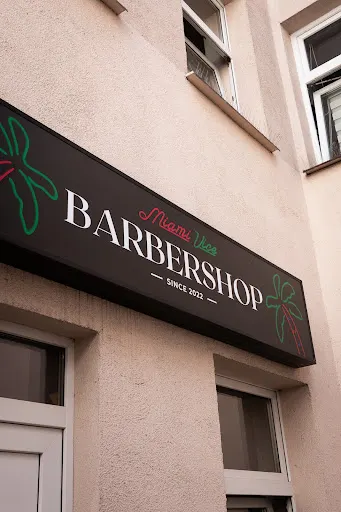 Miami Vice Barbershop Maciej Jesse